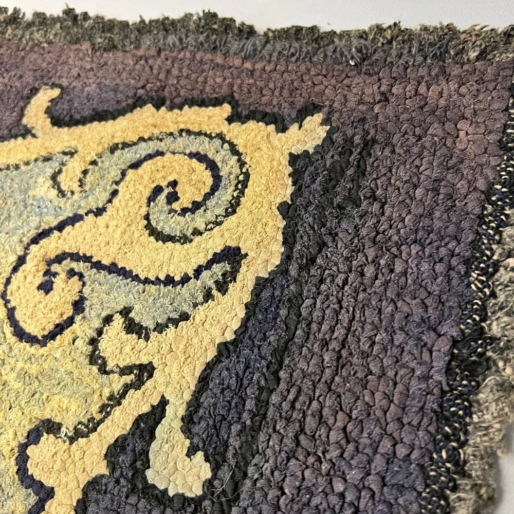 Vintage Hand Hooked Floral Rug | 40